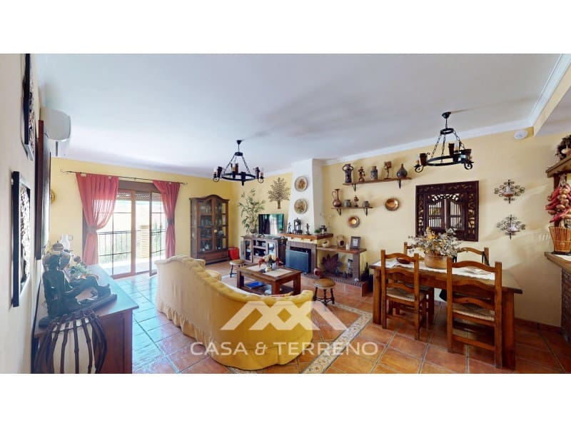 3 soveværelse Villa til salg i Mezquitilla med swimmingpool garage - € 635.000 (Ref: 9147318)