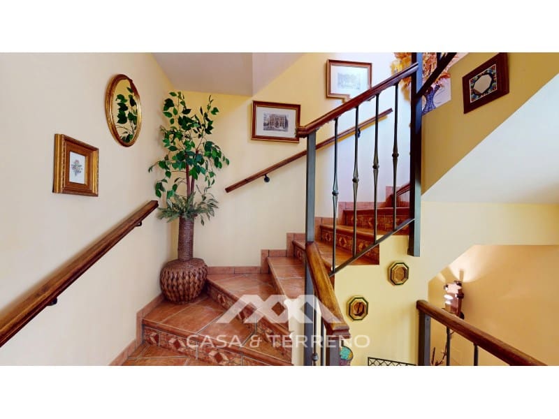 3 soveværelse Villa til salg i Mezquitilla med swimmingpool garage - € 635.000 (Ref: 9147318)