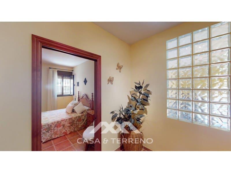 3 soveværelse Villa til salg i Mezquitilla med swimmingpool garage - € 635.000 (Ref: 9147318)