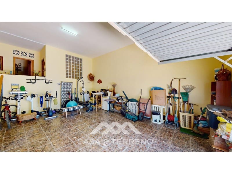 3 soveværelse Villa til salg i Mezquitilla med swimmingpool garage - € 635.000 (Ref: 9147318)