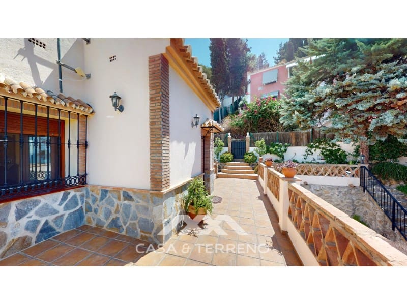 3 soveværelse Villa til salg i Mezquitilla med swimmingpool garage - € 635.000 (Ref: 9147318)