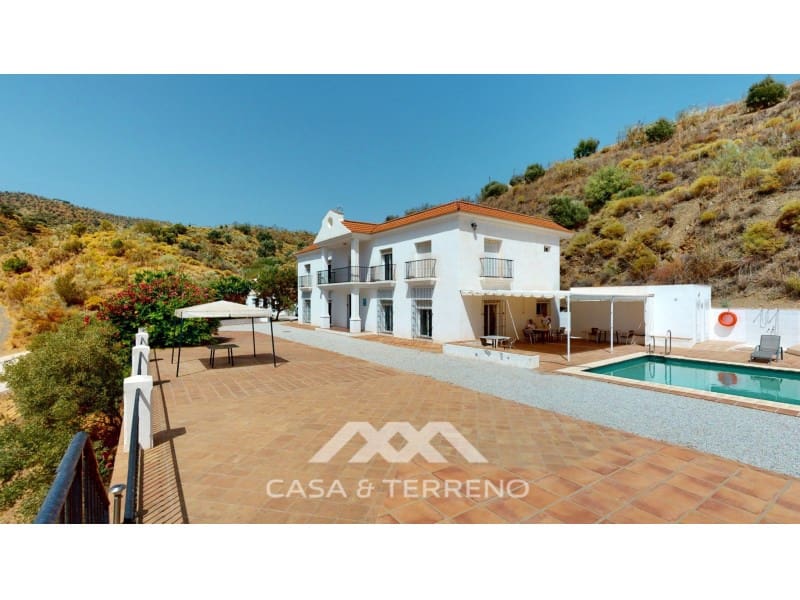 7 soveværelse Guesthouse/B & B til salg i Macharaviaya med swimmingpool - € 995.000 (Ref: 9149417)