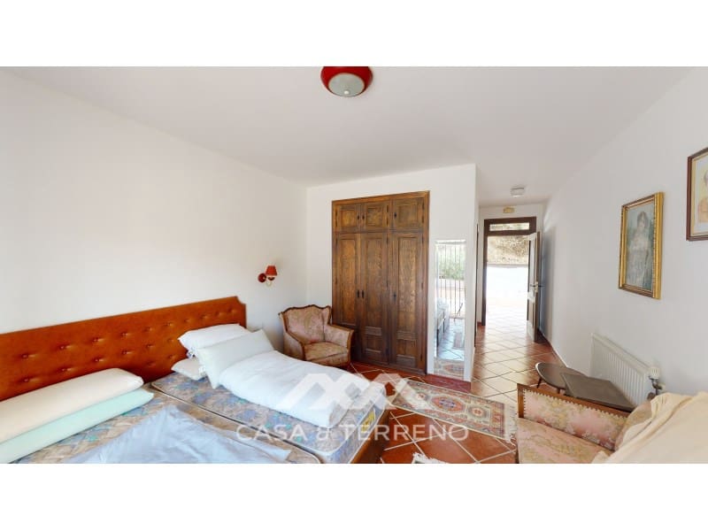 7 soveværelse Guesthouse/B & B til salg i Macharaviaya med swimmingpool - € 995.000 (Ref: 9149417)