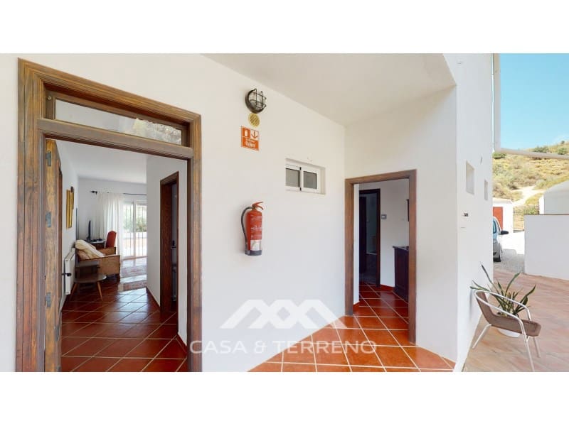 7 soveværelse Guesthouse/B & B til salg i Macharaviaya med swimmingpool - € 995.000 (Ref: 9149417)