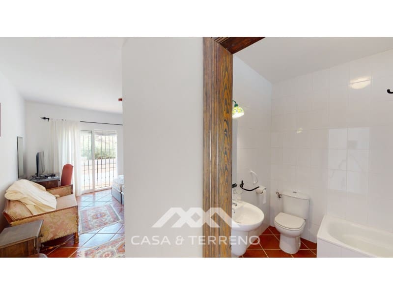 7 soveværelse Guesthouse/B & B til salg i Macharaviaya med swimmingpool - € 995.000 (Ref: 9149417)