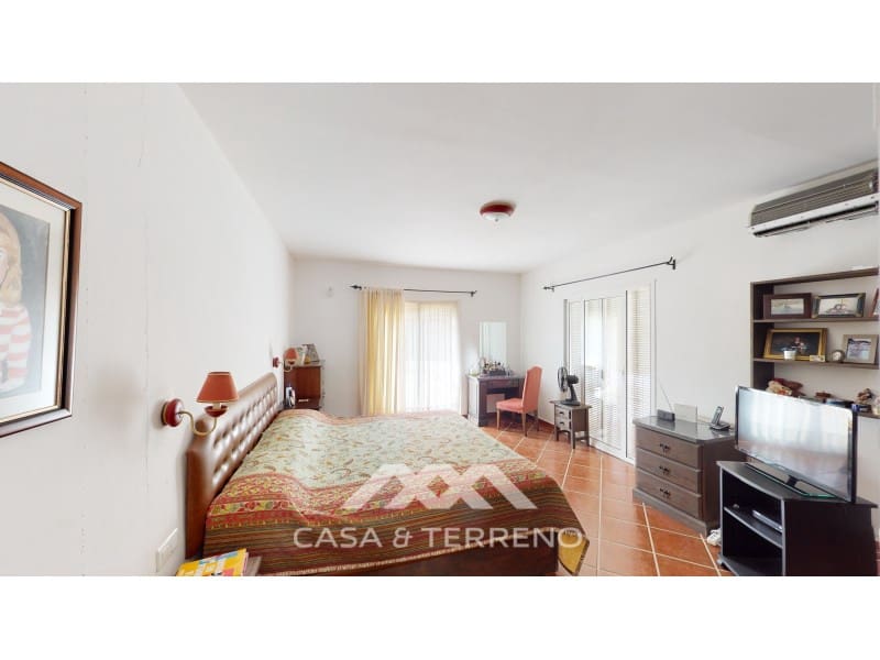 7 soveværelse Guesthouse/B & B til salg i Macharaviaya med swimmingpool - € 995.000 (Ref: 9149417)