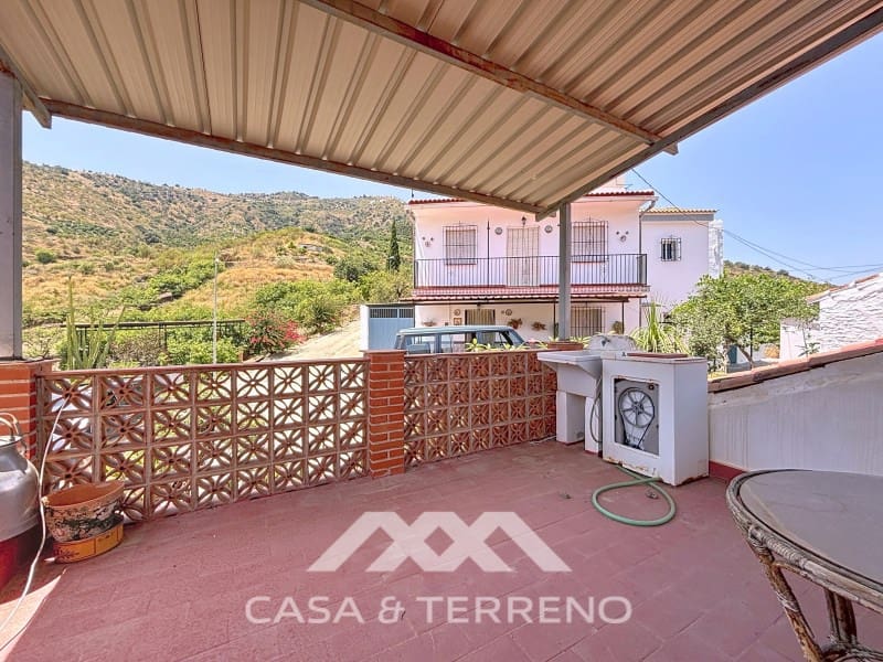 4 soveværelse Byhus til salg i Comares - € 170.000 (Ref: 9154375)