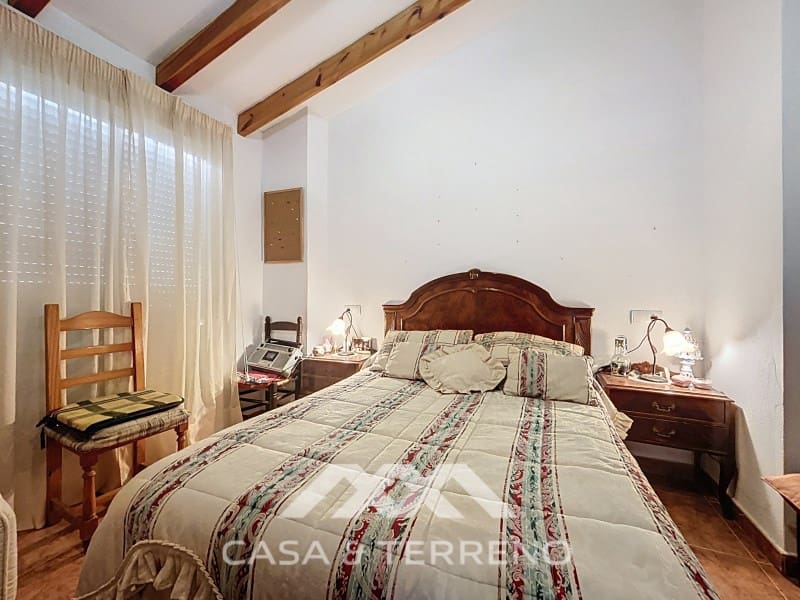 4 soveværelse Byhus til salg i Comares - € 170.000 (Ref: 9154375)