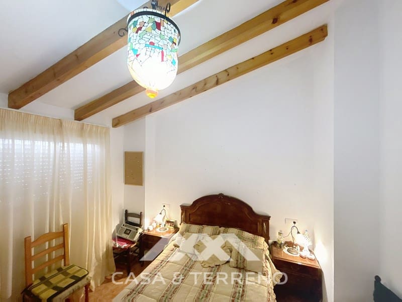 4 soveværelse Byhus til salg i Comares - € 170.000 (Ref: 9154375)