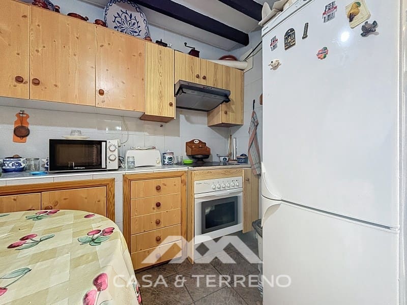 4 soveværelse Byhus til salg i Comares - € 170.000 (Ref: 9154375)