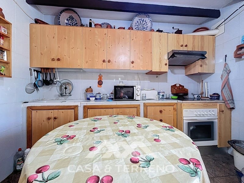 4 soveværelse Byhus til salg i Comares - € 170.000 (Ref: 9154375)