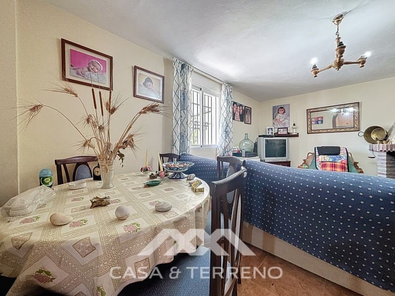 4 soveværelse Byhus til salg i Comares - € 170.000 (Ref: 9154375)