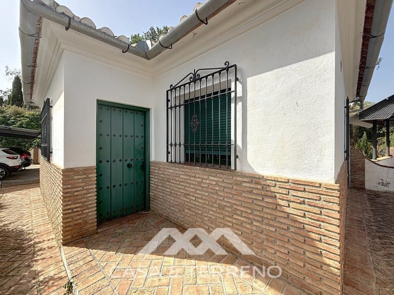 6 slaapkamer Villa te koop in Vinuela met zwembad garage - € 835.000 (Ref: 9166092)