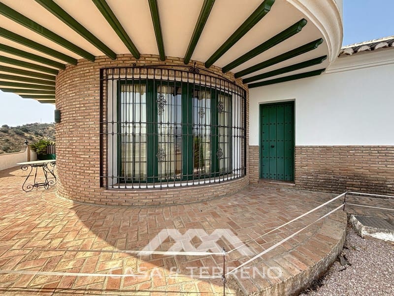 6 slaapkamer Villa te koop in Vinuela met zwembad garage - € 835.000 (Ref: 9166092)