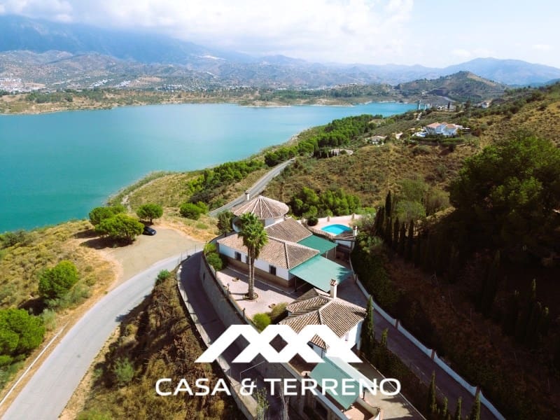 6 slaapkamer Villa te koop in Vinuela met zwembad garage - € 835.000 (Ref: 9166092)