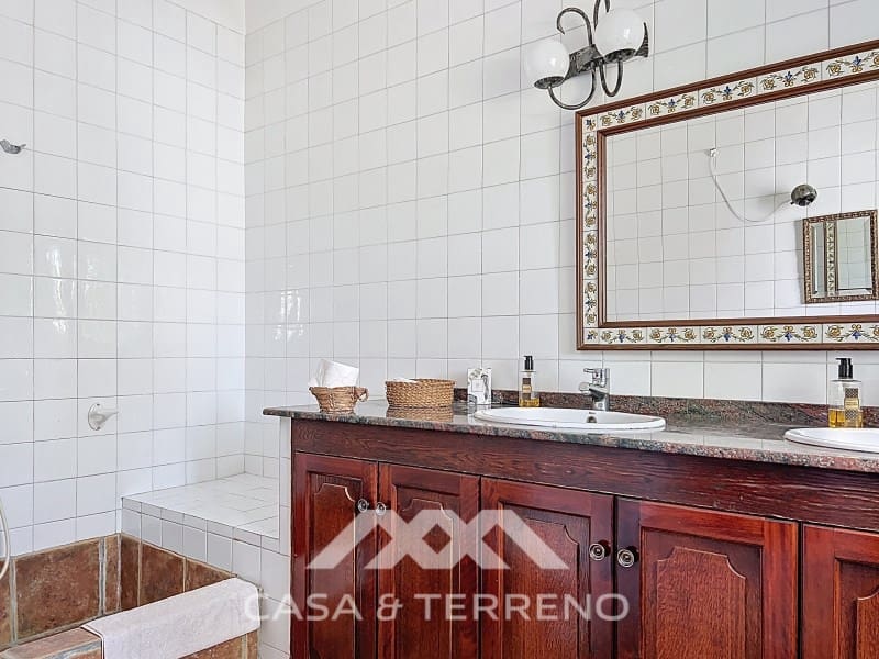 4 camera da letto Villa in vendita in Nerja con piscina garage - 748.000 € (Rif: 9171581)