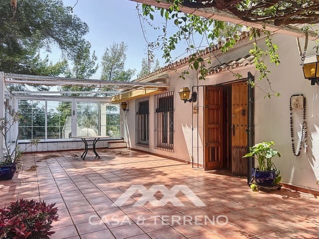 4 camera da letto Villa in vendita in Avda Pescia - Ctra de Frigiliana, Nerja con piscina garage - 748.000 € (Rif: 9171581)