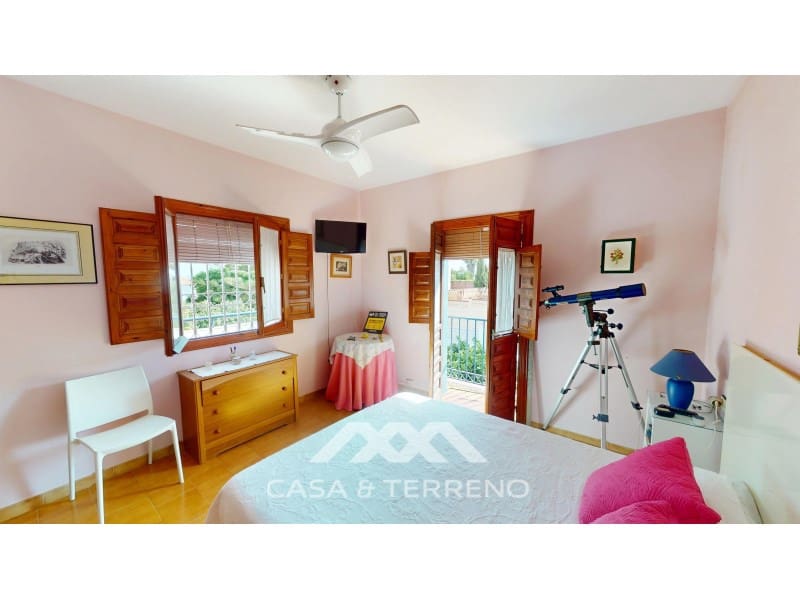 4 soverom Villa til salgs i Chilches med svømmebasseng garasje - € 725 000 (Ref: 9176796)