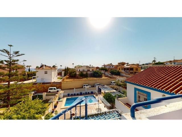 4 soverom Villa til salgs i Chilches, Vélez-Málaga med svømmebasseng garasje - € 725 000 (Ref: 9176796)