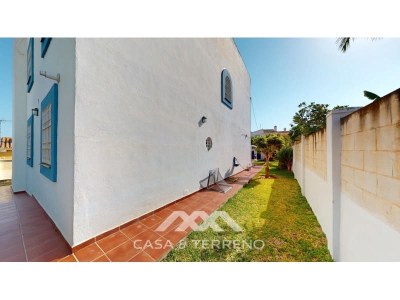 4 soverom Villa til salgs i Chilches med svømmebasseng garasje - € 725 000 (Ref: 9176796)