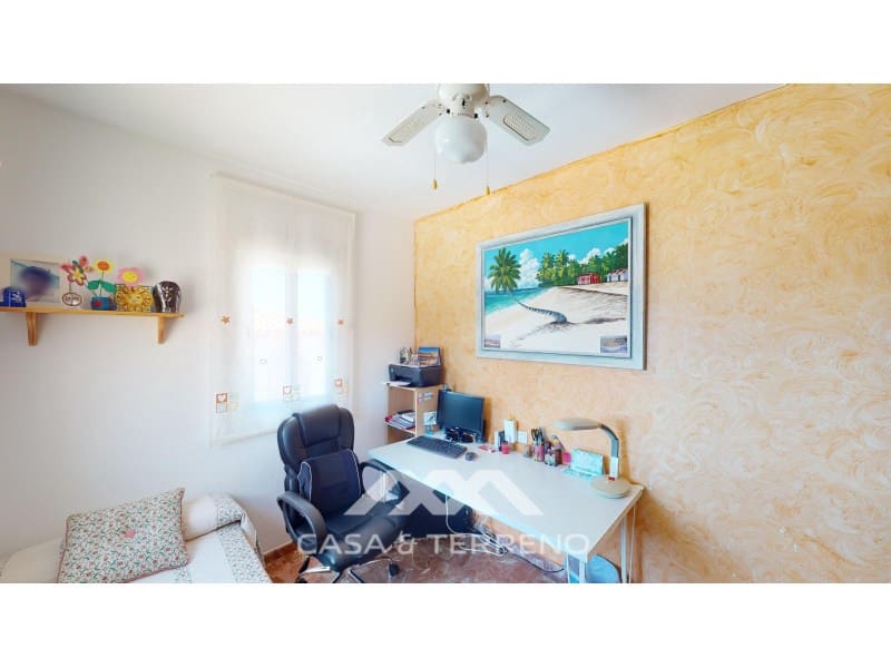 3 soveværelse Semi-Rækkehus til salg i Torre del Mar med swimmingpool - € 630.000 (Ref: 9198555)