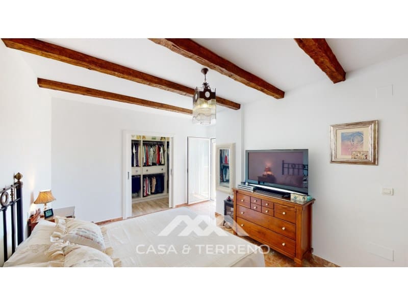 3 soveværelse Semi-Rækkehus til salg i Torre del Mar med swimmingpool - € 630.000 (Ref: 9198555)