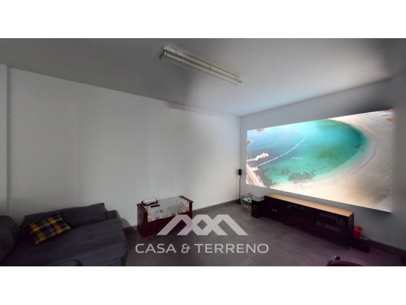 3 soveværelse Semi-Rækkehus til salg i Torre del Mar med swimmingpool - € 630.000 (Ref: 9198555)