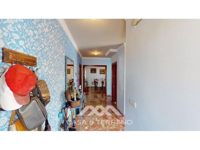3 slaapkamer Halfvrijstaande villa te koop in Torre del Mar, Vélez-Málaga met zwembad - € 630.000 (Ref: 9198555)