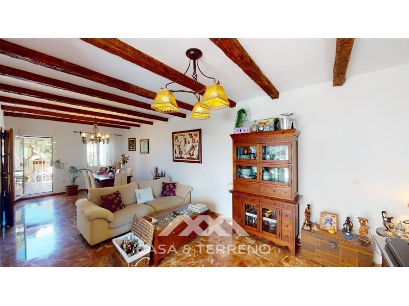 3 soveværelse Semi-Rækkehus til salg i Torre del Mar med swimmingpool - € 630.000 (Ref: 9198555)