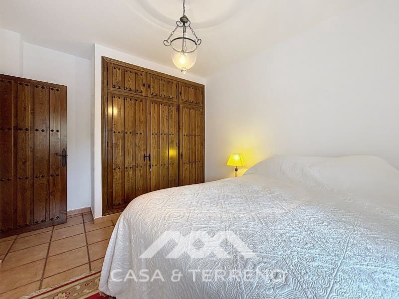 3 soveværelse Villa til salg i Canillas de Albaida med swimmingpool garage - € 578.000 (Ref: 9204867)