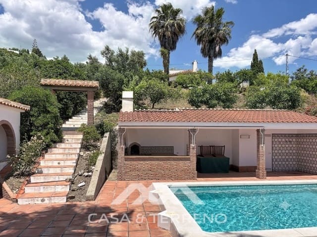 3 sypialnia Willa na sprzedaż w Canillas de Albaida z basenem garażem - 549 900 € (Ref: 9204867)