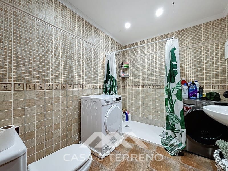 5 slaapkamer Villa te koop in Almayate met zwembad garage - € 1.500.000 (Ref: 9215438)