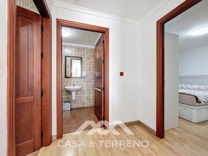 5 slaapkamer Villa te koop in Almayate met zwembad garage - € 1.500.000 (Ref: 9215438)