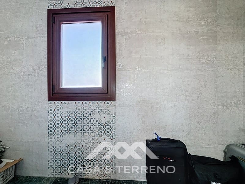 5 slaapkamer Villa te koop in Almayate met zwembad garage - € 1.500.000 (Ref: 9215438)