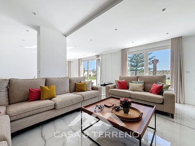 5 chambre Villa/Maison à vendre à Almayate, Vélez-Málaga avec piscine garage - 1 500 000 € (Ref: 9215438)