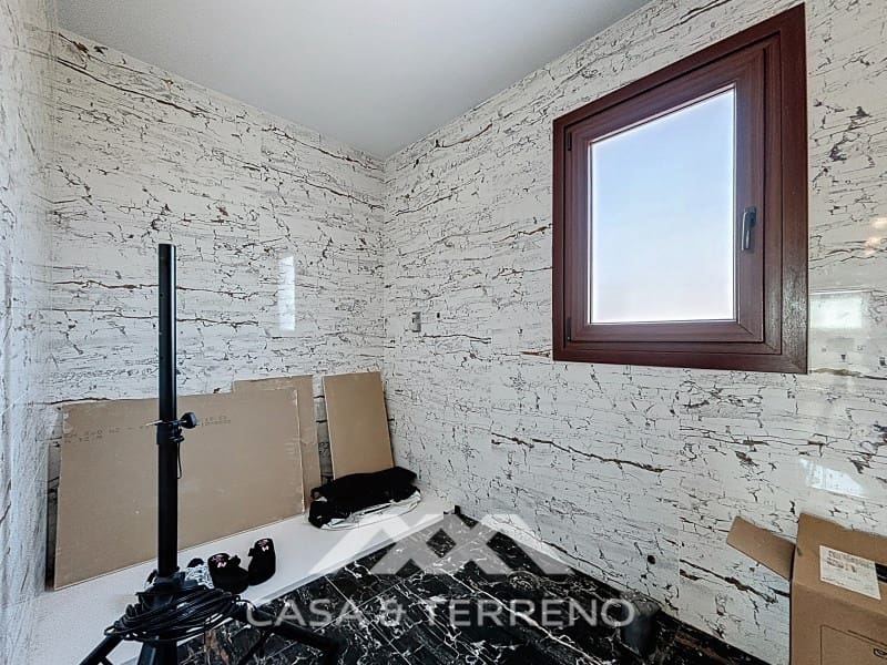 5 slaapkamer Villa te koop in Almayate met zwembad garage - € 1.500.000 (Ref: 9215438)