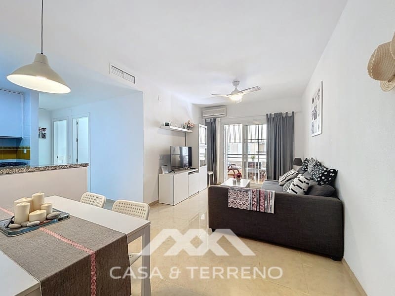 Appartement de 2 chambres à louer à Benajarafe avec piscine garage - 900 € (Ref: 9236945)