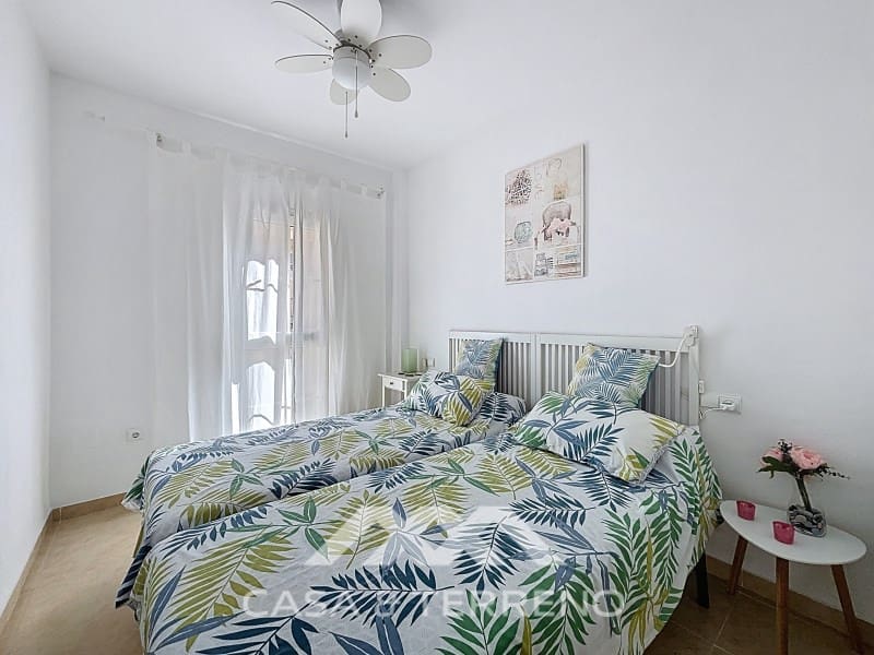 Appartement de 2 chambres à louer à Benajarafe avec piscine garage - 900 € (Ref: 9236945)