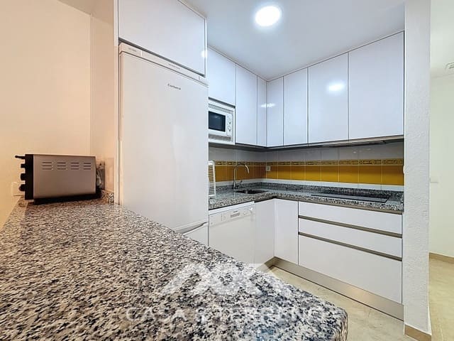 2 bedroom Apartment for rent in Benajarafe, Vélez-Málaga with pool garage - € 900 (Ref: 9236945)