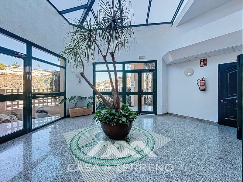 Appartement de 2 chambres à louer à Benajarafe avec piscine garage - 900 € (Ref: 9236945)