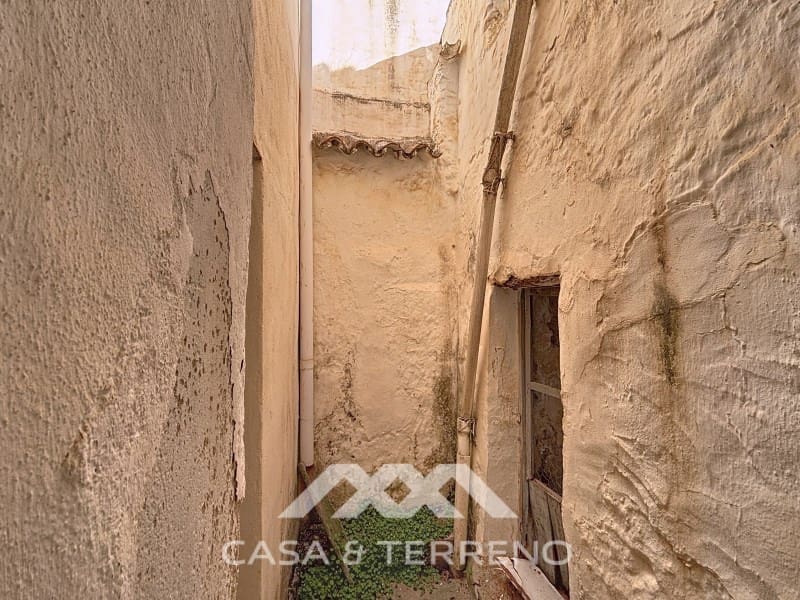 8 sypialnia Dom na sprzedaż w Competa - 212 000 € (Ref: 9240211)