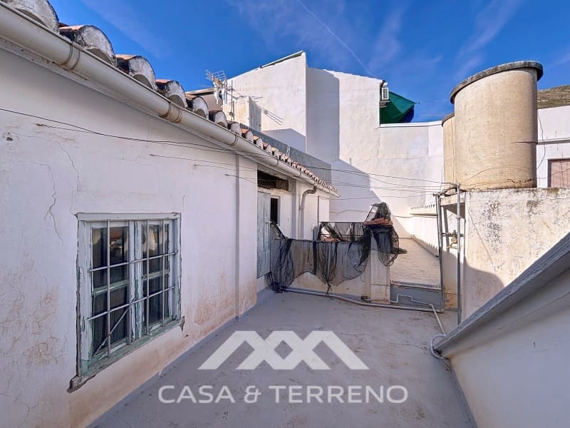 8 sypialnia Dom na sprzedaż w Competa - 212 000 € (Ref: 9240211)