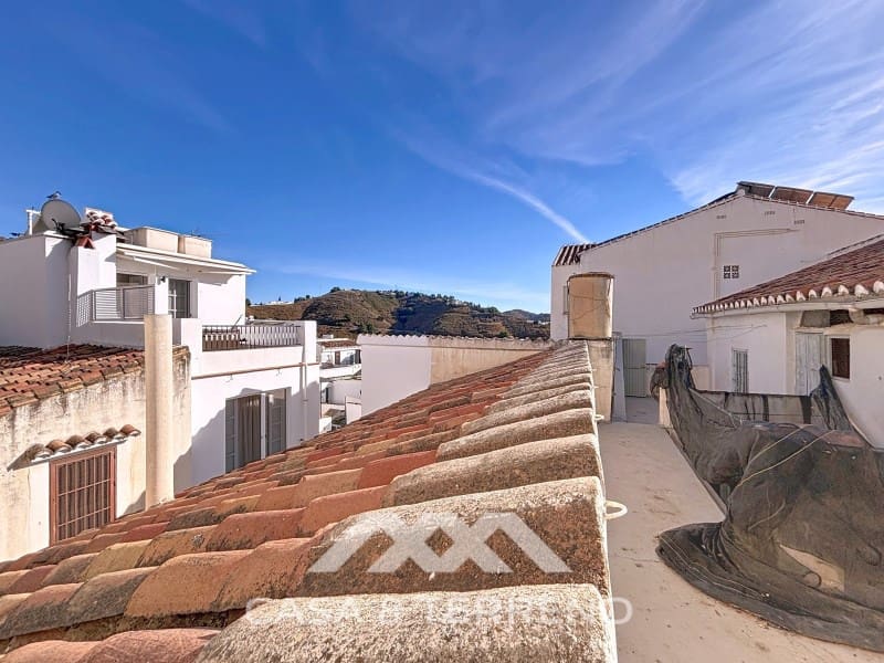 8 sypialnia Dom na sprzedaż w Competa - 212 000 € (Ref: 9240211)