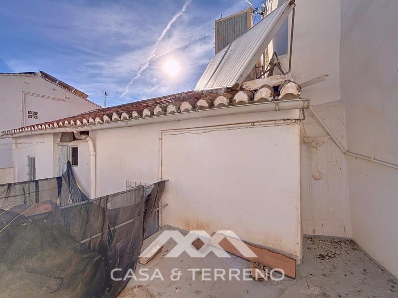 8 sypialnia Dom na sprzedaż w Competa - 212 000 € (Ref: 9240211)