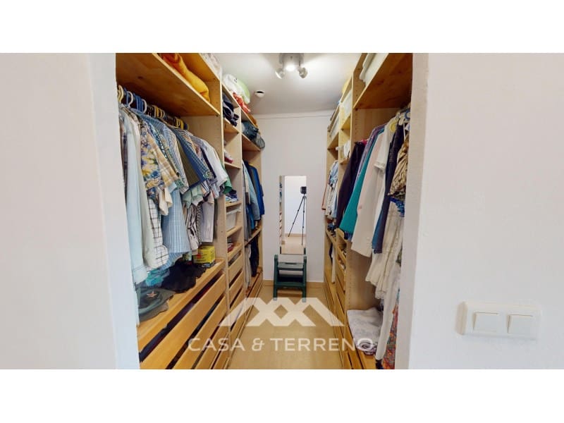 4 slaapkamer Villa te koop in Velez-Malaga met zwembad garage - € 890.000 (Ref: 9244281)