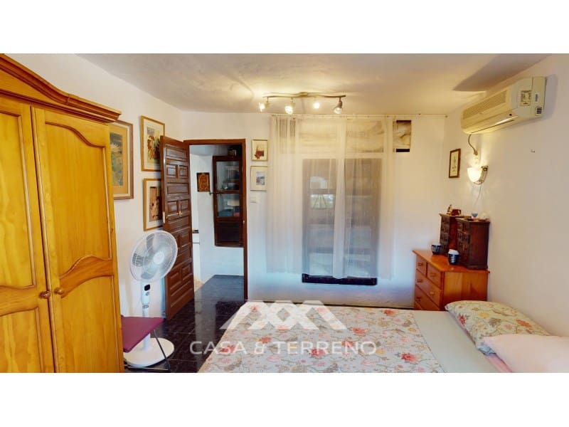 4 quarto Moradia para venda em Velez-Malaga - 280 000 € (Ref: 9282494)