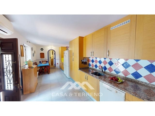 4 quarto Moradia para venda em Vélez-Málaga - 280 000 € (Ref: 9282494)