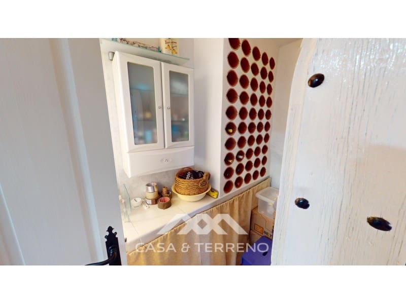 4 bedroom Guesthouse/B & B for sale in Velez-Malaga - € 280,000 (Ref: 9282496)