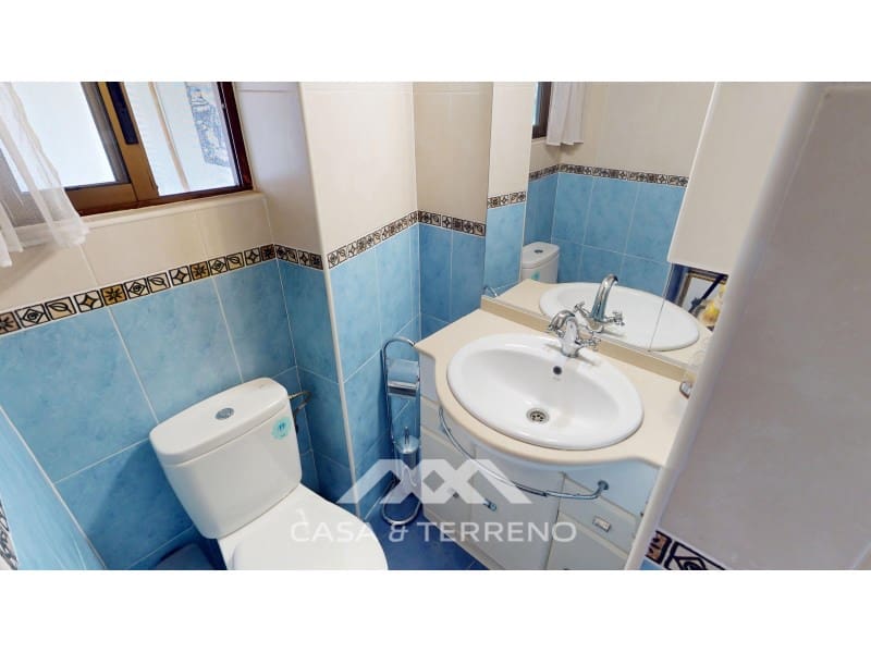 4 bedroom Guesthouse/B & B for sale in Velez-Malaga - € 280,000 (Ref: 9282496)