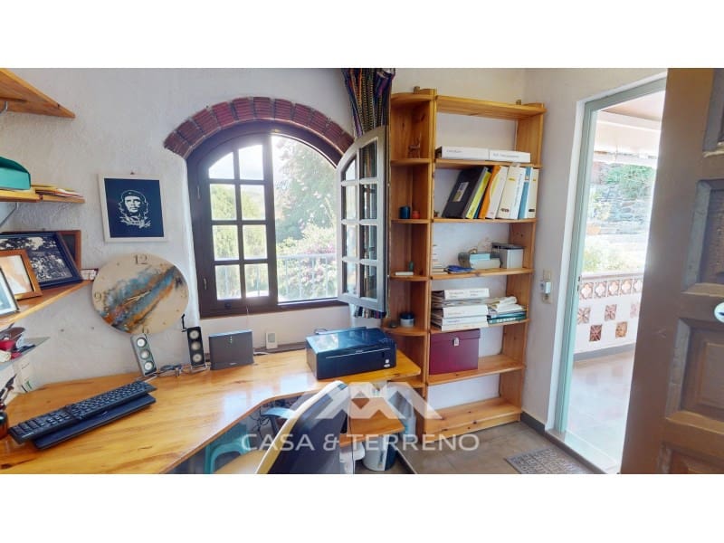 4 bedroom Guesthouse/B & B for sale in Velez-Malaga - € 280,000 (Ref: 9282496)